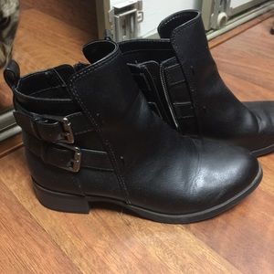 **SOLD** Old Navy Ankle Boots